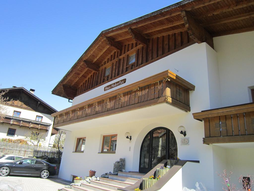Aparthotel Garni Haus Hubertus マッレス・ヴェノスタ 部屋 写真