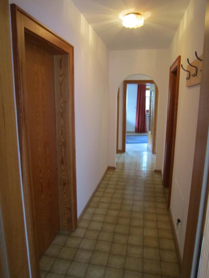 Aparthotel Garni Haus Hubertus マッレス・ヴェノスタ エクステリア 写真
